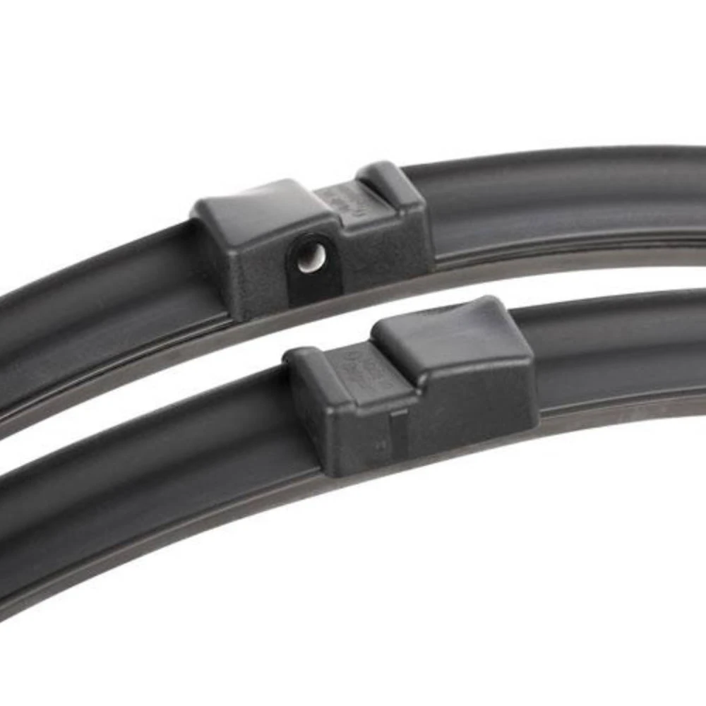 Pióra wycieraczek przód BOSCH AeroTwin do Volvo XC60 2 SUV ze zintegrowanym spryskiwaczem