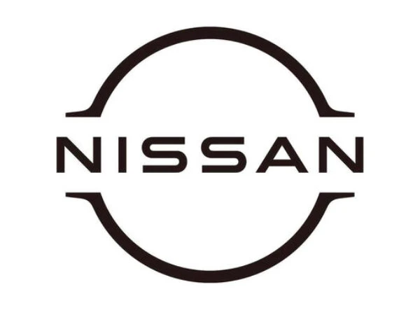 Wycieraczki Nissan Stagea