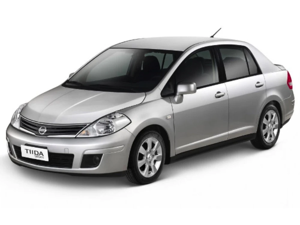 Wycieraczki Nissan Tiida Latio  C11 sedan